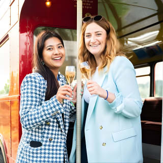 Sussex Vineyard & Winery - Paseo en autobús vintage por Londres 3