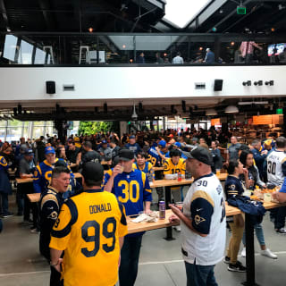 LA Rams Tailgate Party with Open Bar 4