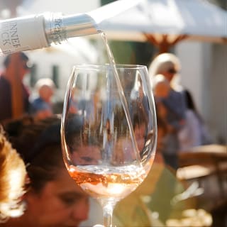 Wine Tour: Paarl, Franschhoek & Stellenbosch incl 3 wineries 8