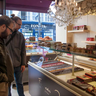 Paris French Sweet Gourmet Specialties Tasting Tour mit Gebäck & Schokolade 11