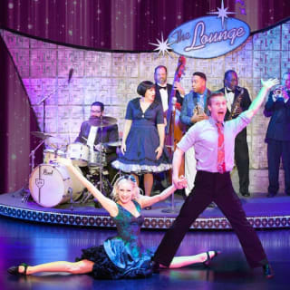 Saxe Theater Las Vegas: Vegas! The Show 2