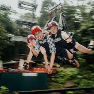 Giant Swing at Skypark Cairns 11