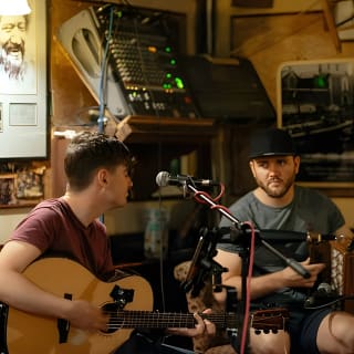 Classic Irish Pubs Private Tour of Dublin : musique live, bière et vie nocturne 2