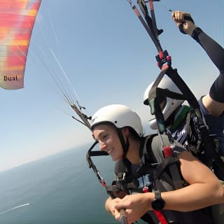 Tandem Paragliding Cape Town Experience TABLE MOUNTAIN PARAGLIDE 2