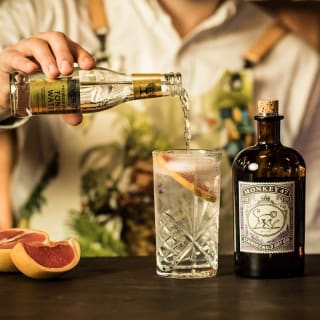 Botanical Cocktail Masterclass at The Wild Monkey Pop-up Bar 4