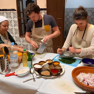 Cours de cuisine d'une demi-journée avec la chef locale Laila à Marrakech 1