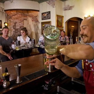Cocktail Class in Congress Street Up 1