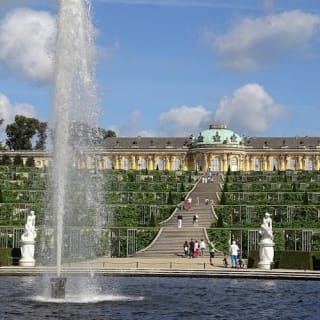Sachsenhausen & Potsdam: Geführte Tour ab Berlin 4