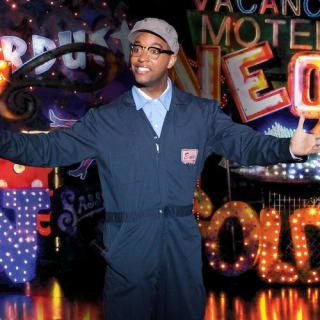 Saxe Theater Las Vegas: Vegas! The Show 7