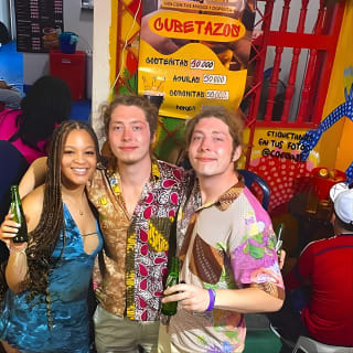 Cartagena:Sunset boat party Caribbean restaurant and Gethsemane tour 19