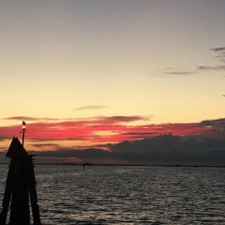 Castaway the Day: Miami Sunset Sail mit Champagne 12