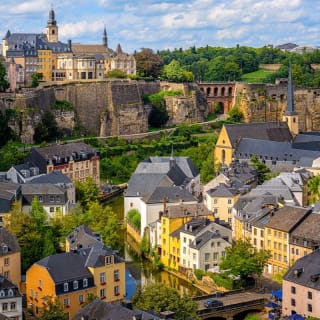Romantic Luxembourg Outdoor Exploration Game 3