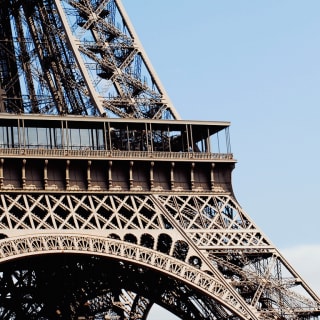 Paris Day Trip with Champagne Lunch on the Eiffel Tower 4