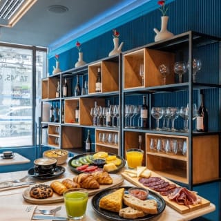 Petit-déjeuner buffet à La Catorce 3