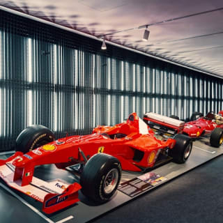 Museo Enzo Ferrari + Museo Ferrari di Maranello + Simulatore di F1 7