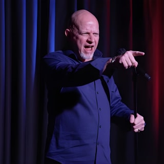 Delirious Comedy Club At Hennessy's Tavern Downtown Las Vegas 28