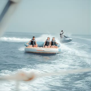 Private 60-min Group Tubing on Speedboat in Dubai 8