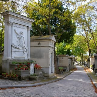 Visite guidée du cimetière du Père Lachaise à Paris : les amours et la mort 5