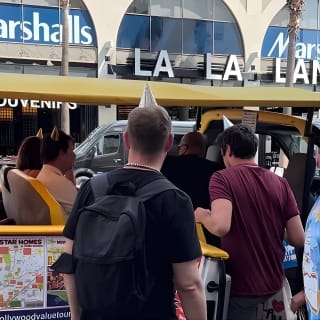Tour dei celebrità condivisi di 2 ore a Hollywood 24