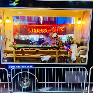 Temp Controlled 3D Panoramic Glass Public Tour - Bebe y Come 1