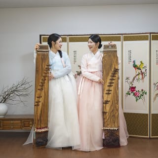 Beautyful Gayageum: Hanbok tragen und neugierige Klänge 2