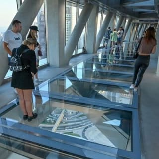 Sky Views Dubai Observatory 8