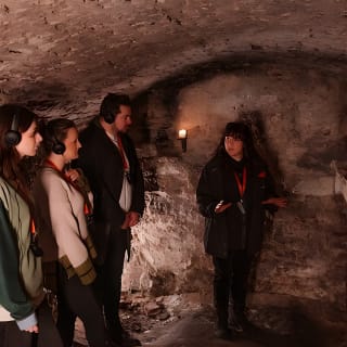 Small Group Edinburgh Underground Vaults Historical Walk 3