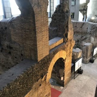 Visita i Sotterranei di Piazza Navona: lo Stadio di Domiziano 5