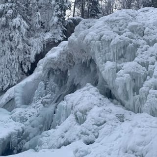 Winter Waterfall Walk 6