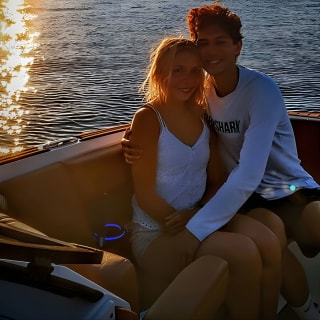 Luxury 2 Hour Sunset Tour Canandaigua Lake-Groups or Individuals 4