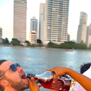 Cartagena:Sunset boat party Caribbean restaurant and Gethsemane tour 21
