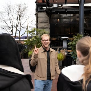 Tour a piedi di 3 ore basato su consigli di esperti da Vancouver 4