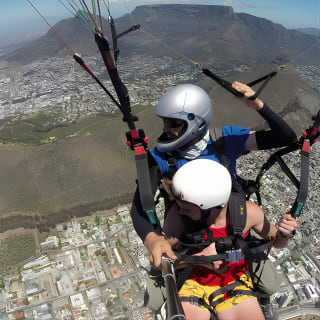 Tandem Paragliding Cape Town Experience TABLE MOUNTAIN PARAGLIDE 4