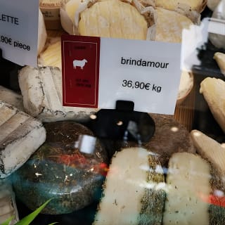 Stroll a Local French market & have a picnic 9
