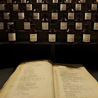 Cours de fabrication de parfum et visite guidée du musée des parfums Fragonard 12