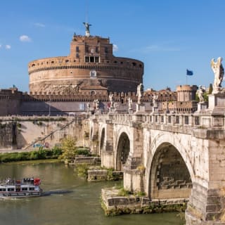Roma: Biglietto per il tour in barca sul Tevere Hop-on Hop-off 6