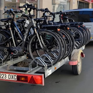 Half-day e-bike tour to the oldest market on the island 8