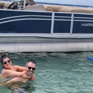 Crab Island: Pontoon Boat Rentals 11