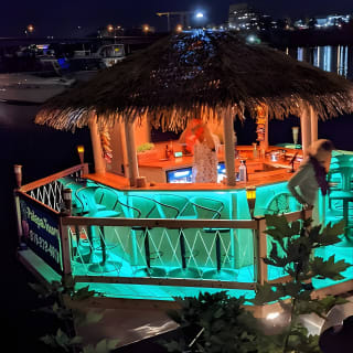 Lilo Floating Tiki Bar sul fiume Ottawa 7
