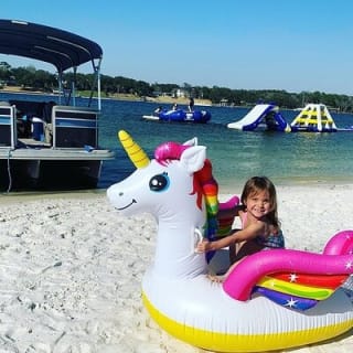 Crab Island: Pontoon Boat Rentals 13