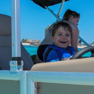Crab Island: Pontoon Boat Rentals 16