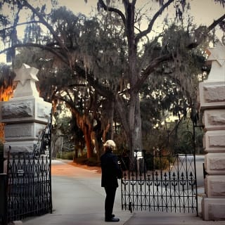 Savannah's Bonaventure Cemetery After Hours Group Tour 4