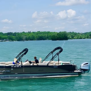 Luxury 2 Hour Sunset Tour Canandaigua Lake-Groups or Individuals 6