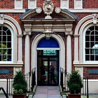 Guided Tour: Love Stories of Liverpool 4