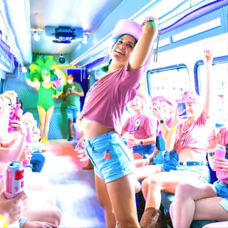 Nashville Party Bus con Drag Queen Host e Spettacolo dal Vivo 5