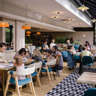 Lunch & Creative workshop for children at Le Pois Chiche restaurant in Nice 4