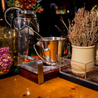 Carte du ciel, cocktails et menu à Alquimia 1