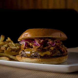 Home Burger Bar Premium: Gin & Burger 1