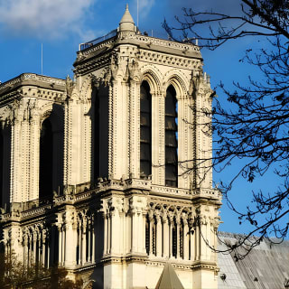 Family treasure hunt from the Panthéon to the Louvre 5
