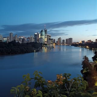 Twilight Rockclimb & Abseil Adventure nei Kangaroo Point Cliffs 2